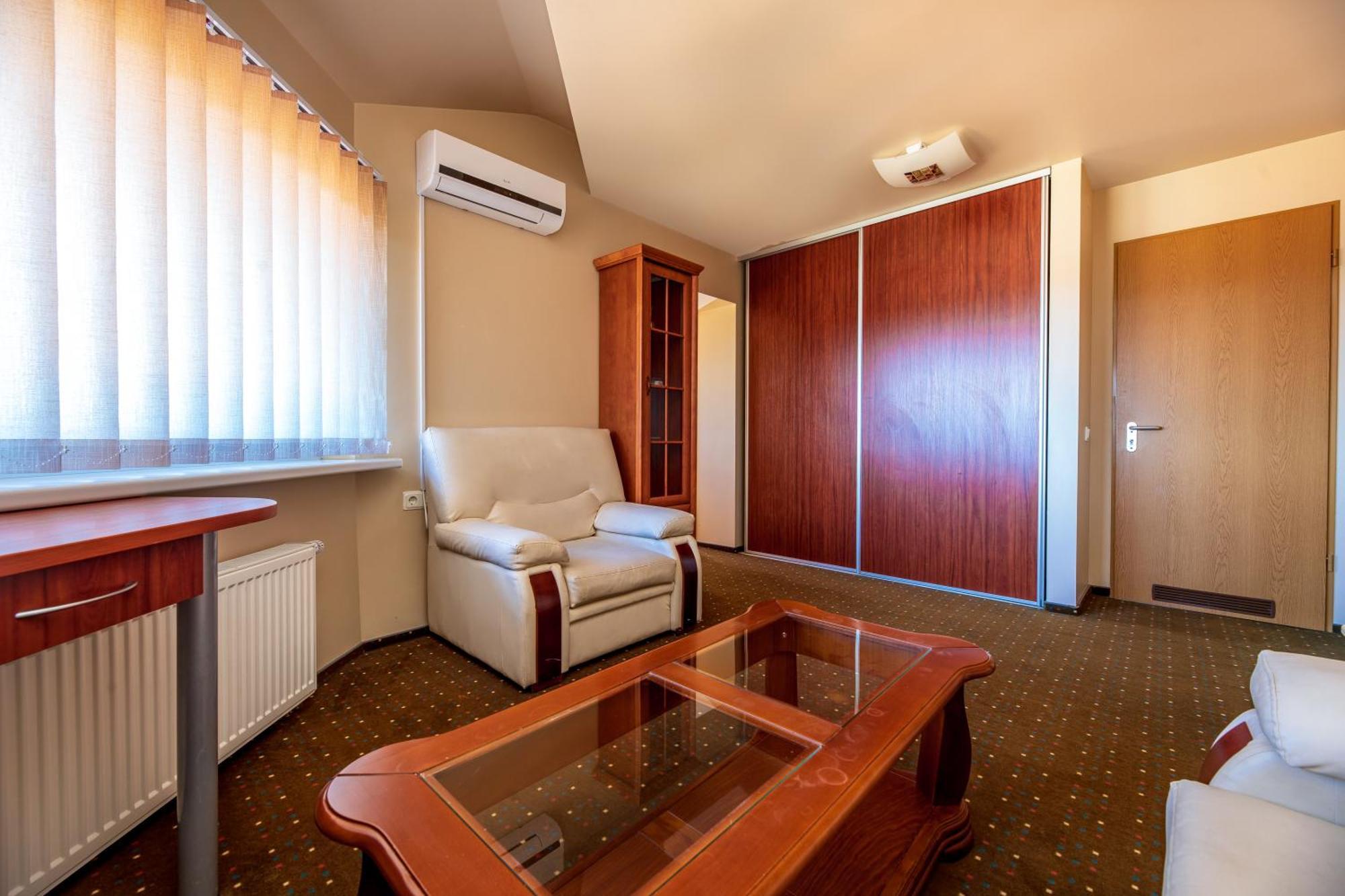 Apartamentai "Tenisas" Palanga Buitenkant foto